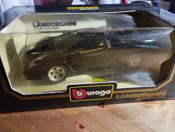 Modello scala 1/18 Lamborghini Countach 1988