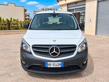 Mercedes-benz Citan 1.5 CDI S&S Tourer Base (N1) A