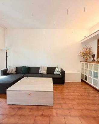 Villetta a schiera di 205 m² con 5 locali e box au