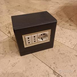 TORRETTE BIFACCIALI BTICINO 4+4 POSTI