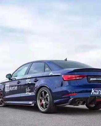 Diffusore posteriore in vero carbonio con led