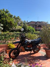 KTM 690 SMC