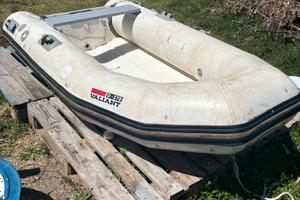Tender 2,70 m piu motore