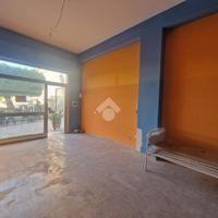 NEGOZIO A BALESTRATE