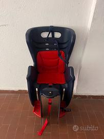 Seggiolino posteriore bici bambino con poggiapiedi