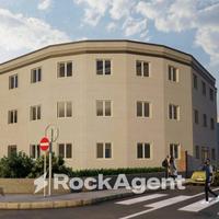 MONFALCONE (GO) -INTERO STABILE PROGETTO STUDENTAT