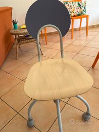 Sedia per scrivania con rotelle