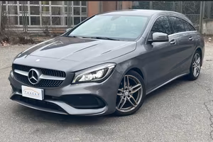 Mercedes-Benz CLA 200 Premium CLA 200 D #9329