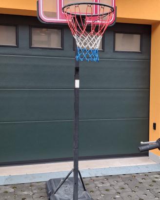 Canestro da basket  regolabile 