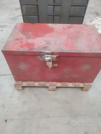 cassetta porta attrezzi