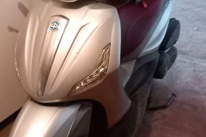 Piaggio Beverly 350 - 2012