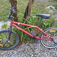 bicicletta bmx