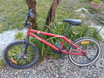 bicicletta bmx