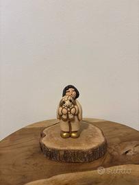 Bimbo con agnello champagne presepe classico Thun