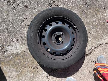 SET 4 GOMME 175/65 R 14