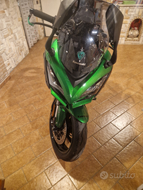 Kawasaki ninja z1000sx