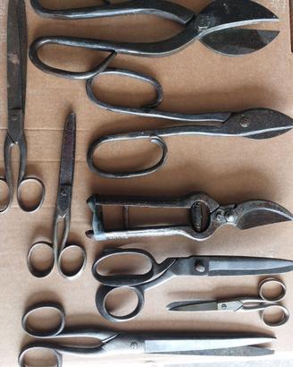 Set di 8 forbici antiche varie fogge