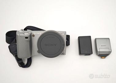 Sony NEX-5 mirrorless y2k cmos vintage e-mount