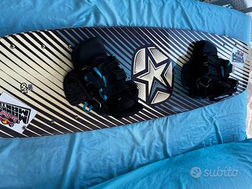 Wakeboard tavola scaroe e laccio con agganci