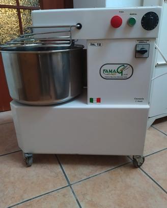 impastatrice pane e pizza 18lt Famag