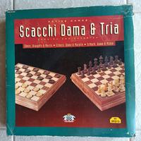 Gioco scacchi dama e tria
