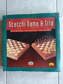 Gioco scacchi dama e tria