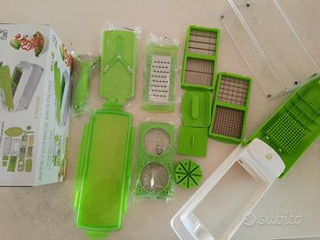 Affettatrice multiuso con contenitore