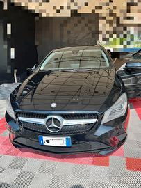 Mercedes CLA SHOOTING BRAKE 200 Sport Automatico 