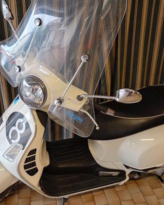 vespa 300gts