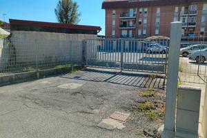 1 posto auto scoperto in area privata