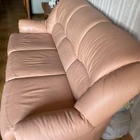 Poltrone e divano pelle rosa antico