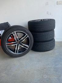 Cerchi in lega più pneumatici  235/45 r17