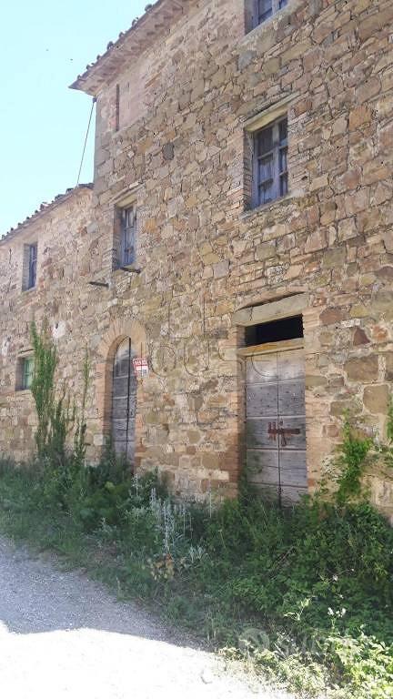 Rustico / Casale di 60 m² con 4 locali a Città di - Altro