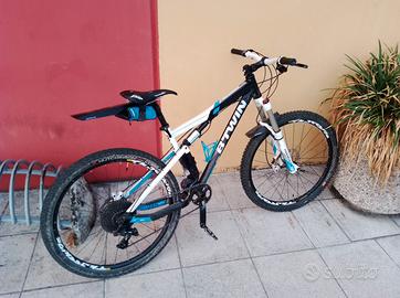 bicicletta B-Twin  Rockrider 740S