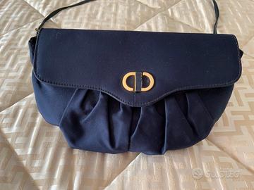 Pochette in tessuto blu