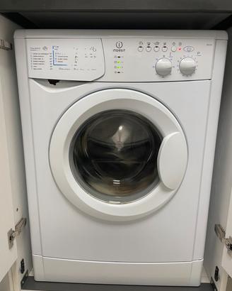 Lavatrice Indesit WISL 66