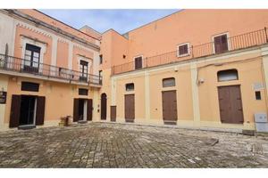 Casarano centro storico trilocale