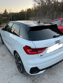 Audi A1 1500cc sline interno ed esterno