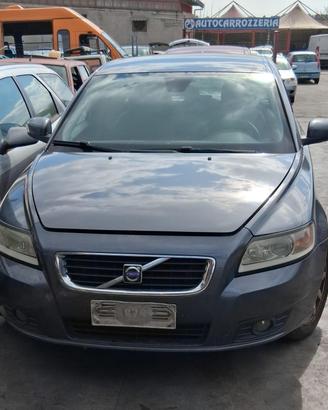 RICAMBI USATI AUTO VOLVO V50 1° Serie Diesel 1997