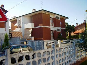 Copparo RIF.27 villa bifamiliare - 2 appartamenti