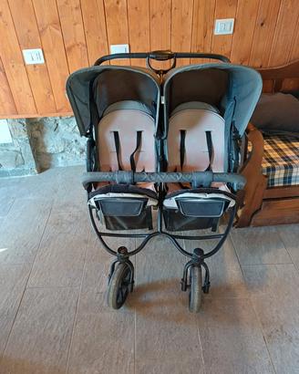 passeggino gemellare hauck