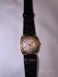 Orologio Vetta con guscio in oro 18k