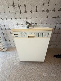 Lavastovigle MIELE super-eletronic G595SC