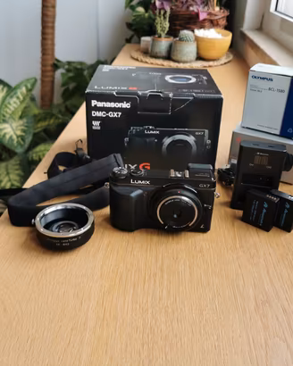 Panasonic GX7 + Olympus 15mm (vedi descrizione) 