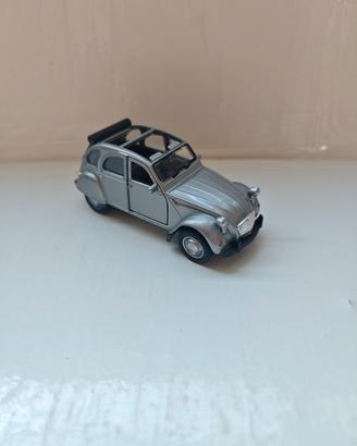 Citroen 2cv in scala 1.32 welly