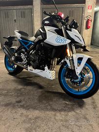 Suzuki gsx8s 2023