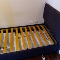 letto singolo con cassettone