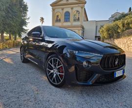 MASERATI Levante 3.0 V6 Gransport 275cv