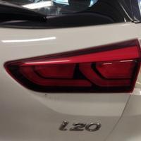 Fanale post dx int HYUNDAI I20 del 2017