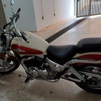 Suzuki VZ Marauder 800 - 1998